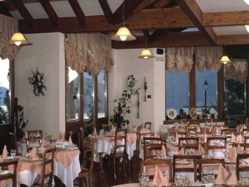 Ariston Lake View Hotel Molveno Exteriör bild