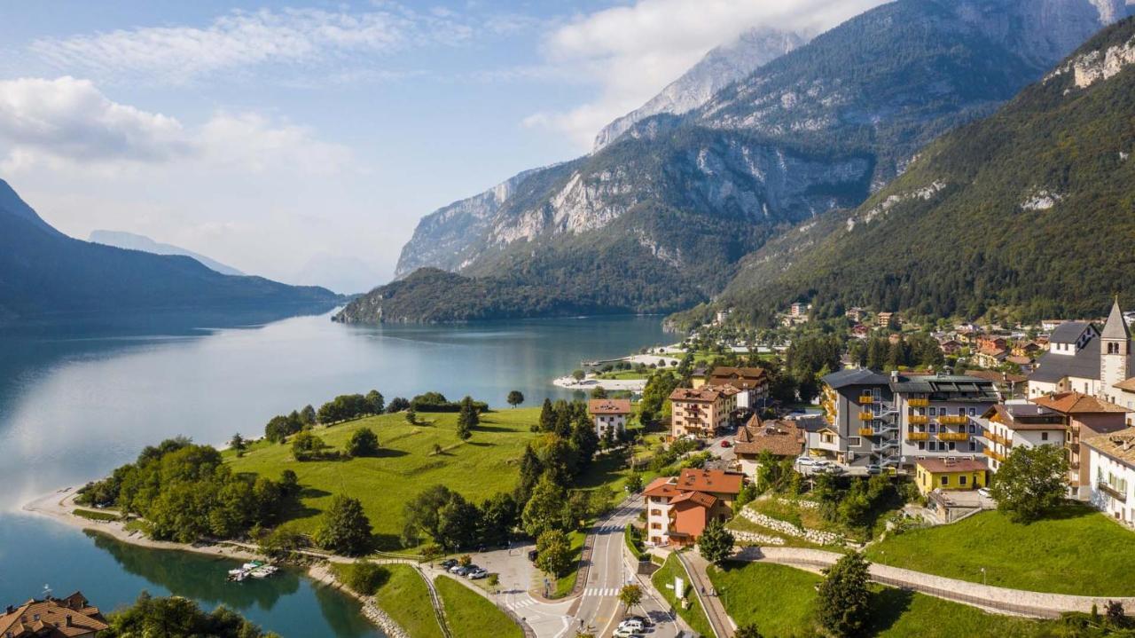 Ariston Lake View Hotel Molveno Exteriör bild