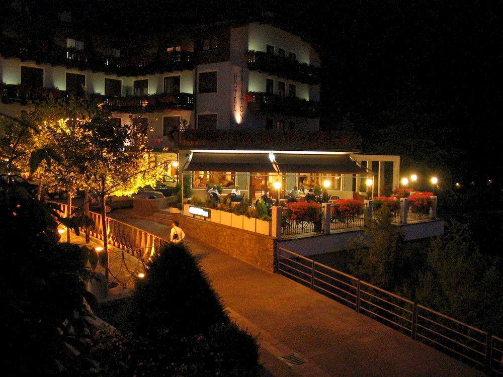 Ariston Lake View Hotel Molveno Exteriör bild
